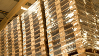 How businesses can overcome wooden pallet shortages