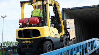 HYSTER ® OFFERS LITHIUM-ION BATTERY OPTIONS FOR COUNTERBALANCE  AND WAREHOUSE TRUCKS