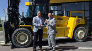 Yale dealers boost rental fleets with highest capacity truck to date