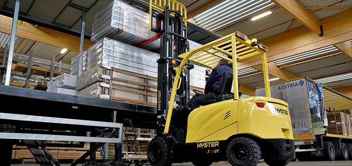 New 3 And 4 Wheel Electric Forklifts From Hyster Sustainable Logistics International
