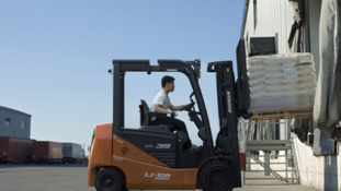 Doosan launch low-cost NXE Series electric forklifts