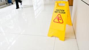 The Dangers of Slip Injuries in the Workplace: Understanding the Risks and Taking Action