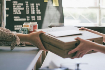 Cost-conscious shoppers won’t compromise on convenience